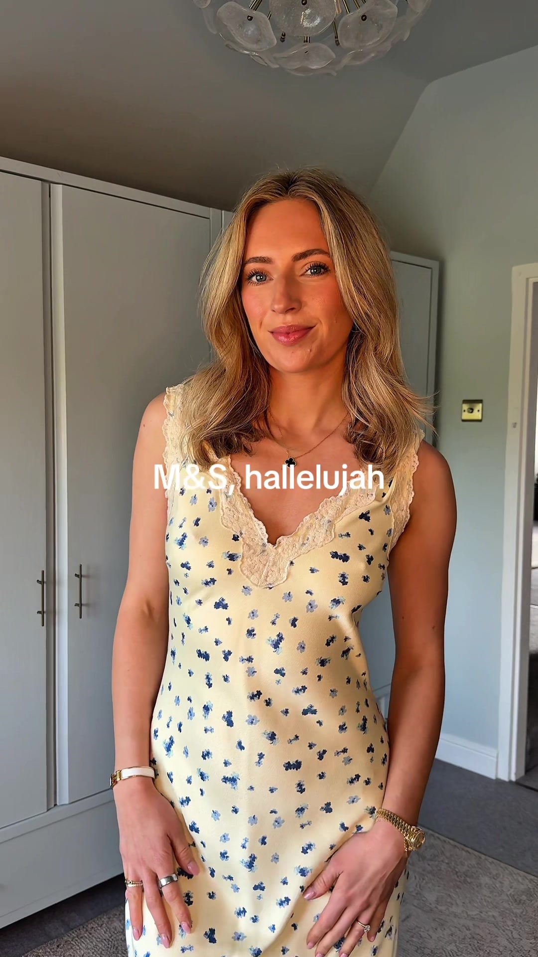 @charlywears