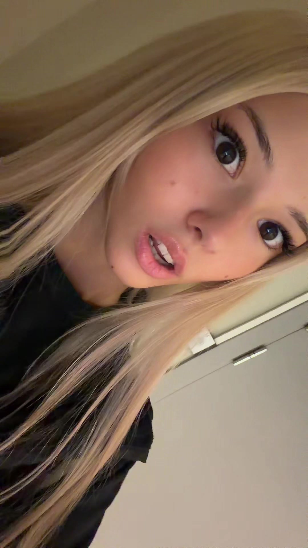 @Славяна ♡