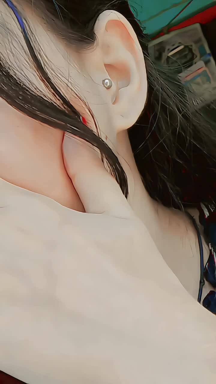 @༺ 🍁𝑬𝒚𝒆𝒔 𝒒𝒖𝒆𝒆𝒏🍁 ༻