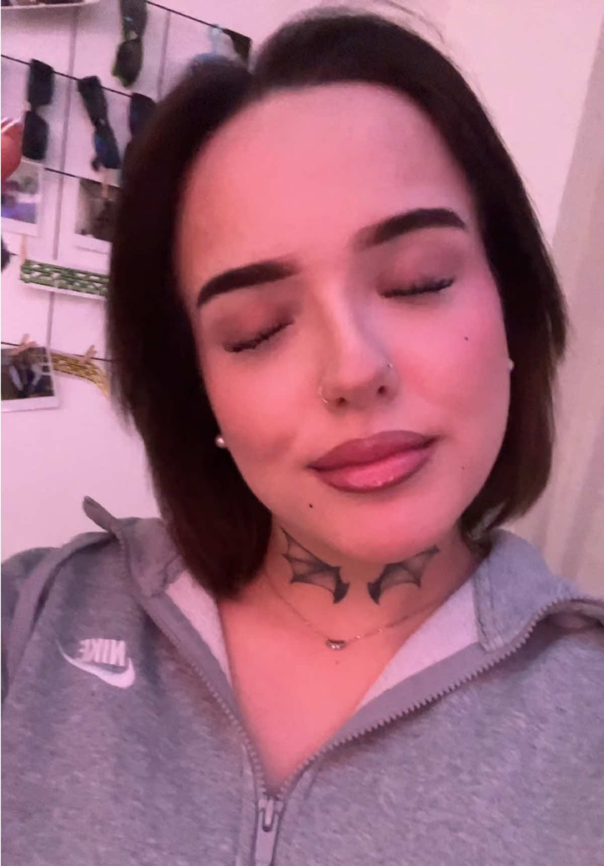 @𝐑𝐨𝐦𝐲💞