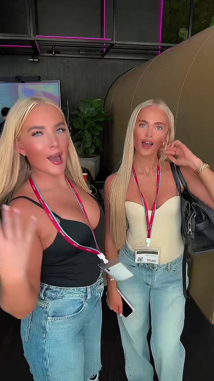 @Rhi🤍🌶️