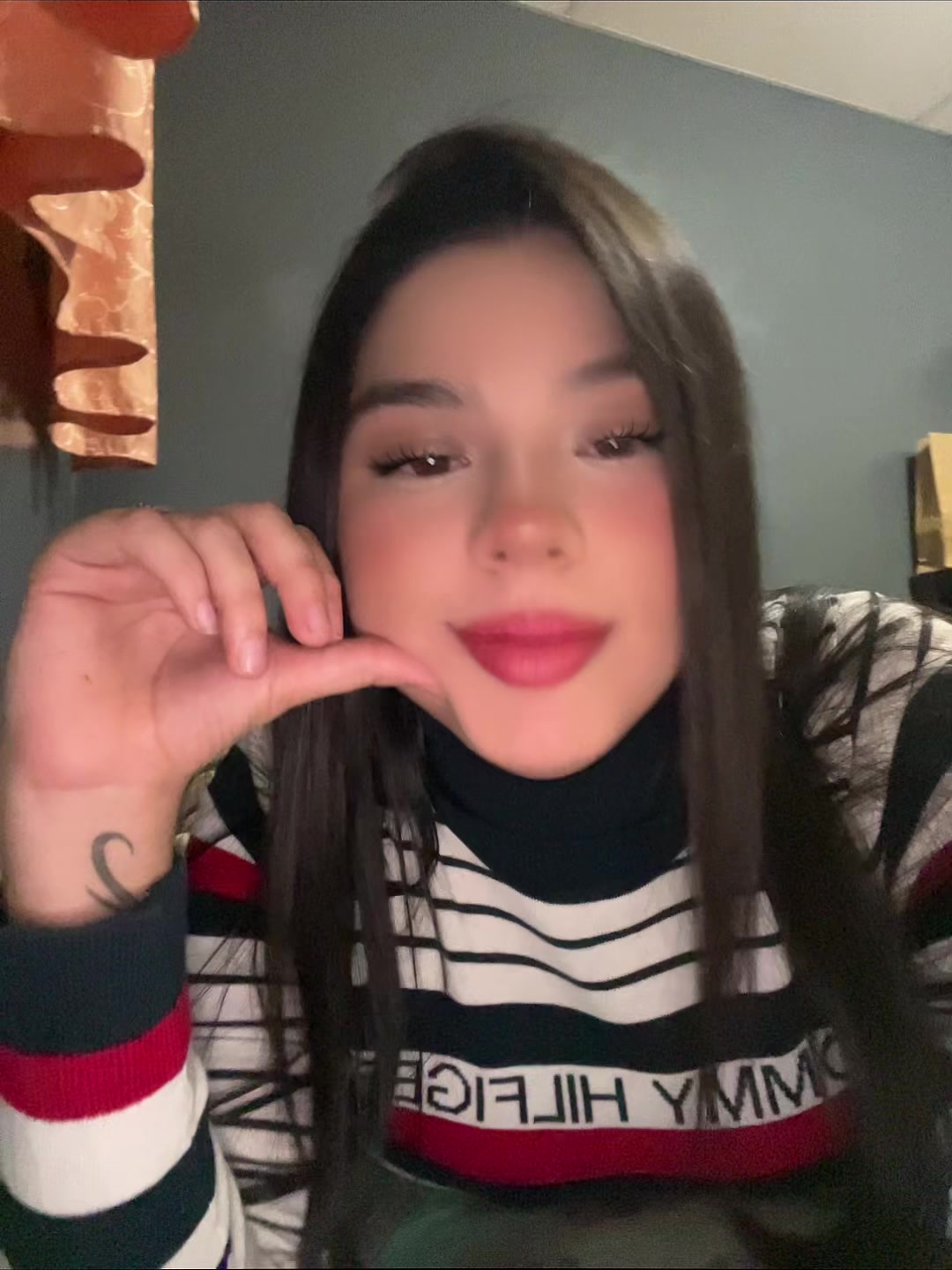 @Natasha<$