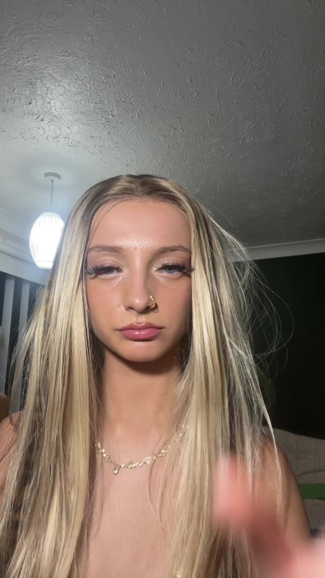 @Daniella💕