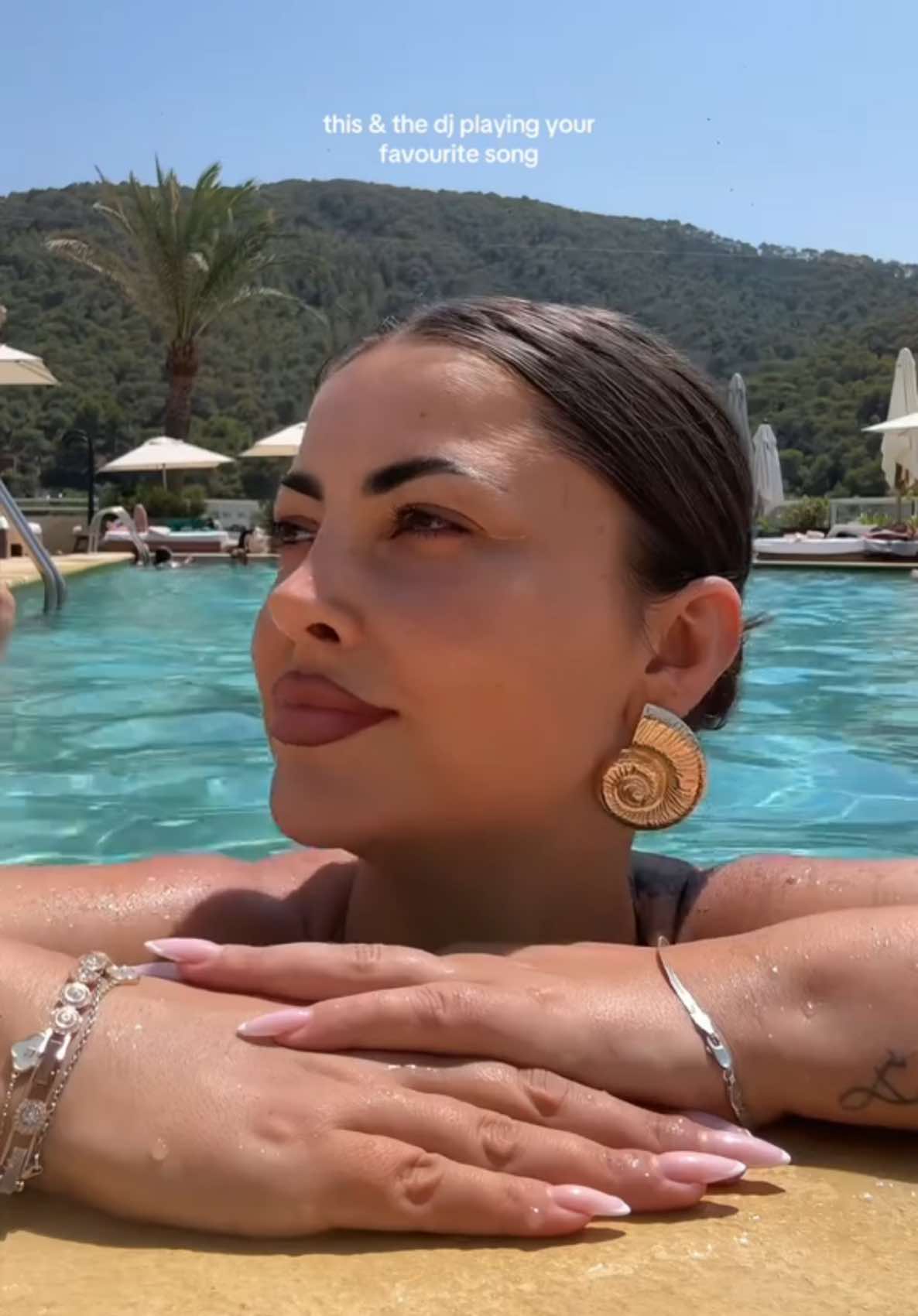 @monicadamarisss