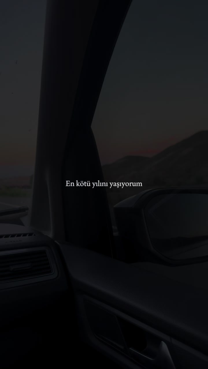 @𝐴𝑦𝑠̧𝑒 𝑁𝑢𝑟