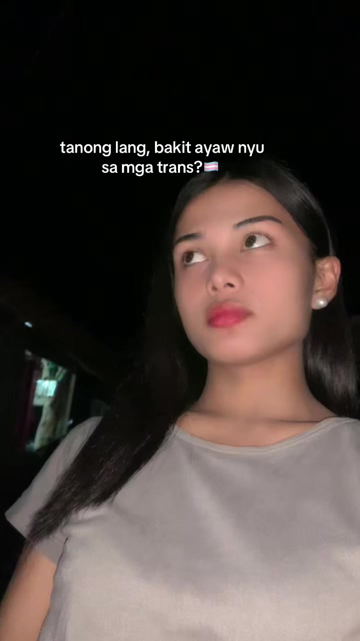@julia༼◕