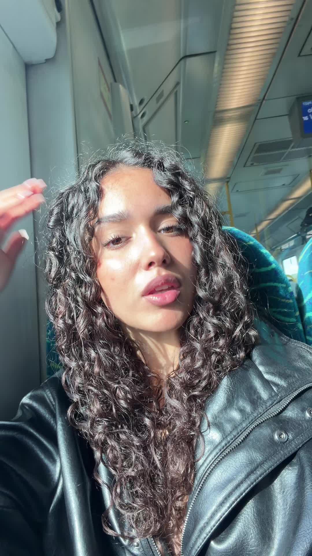 @FRANCESCA B