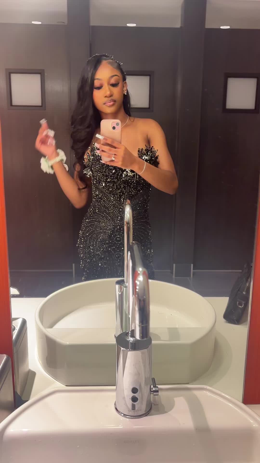 @⋆