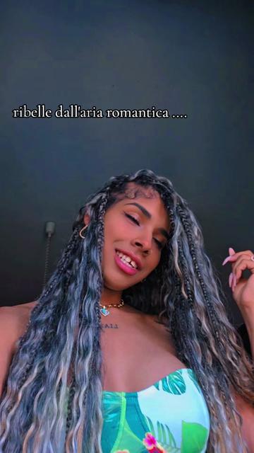@lilibombom