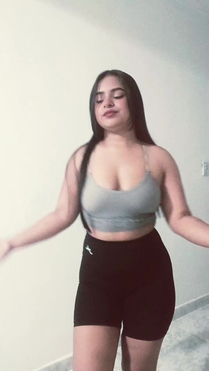 @Valen Guayara🌻