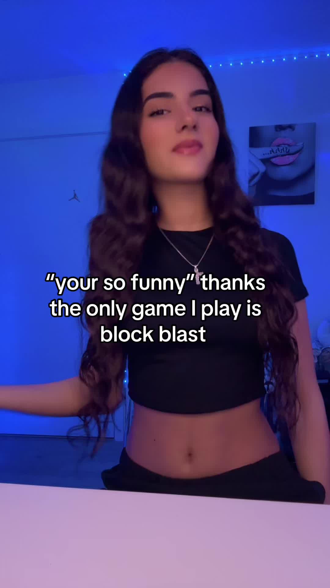 @👠