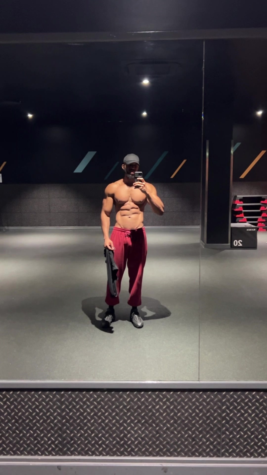 @HWRFITNESS