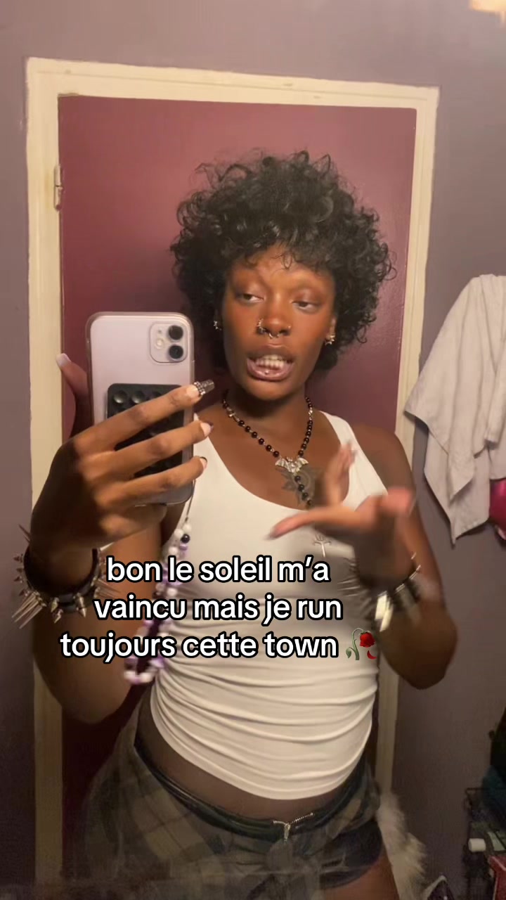 @Cookie Tsunami 🧛🏾♀️