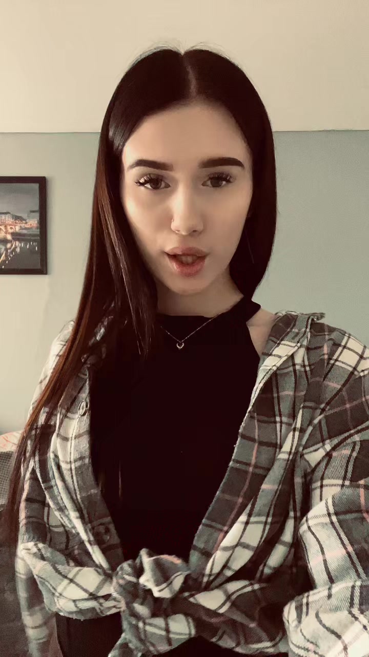 @𝓤.
