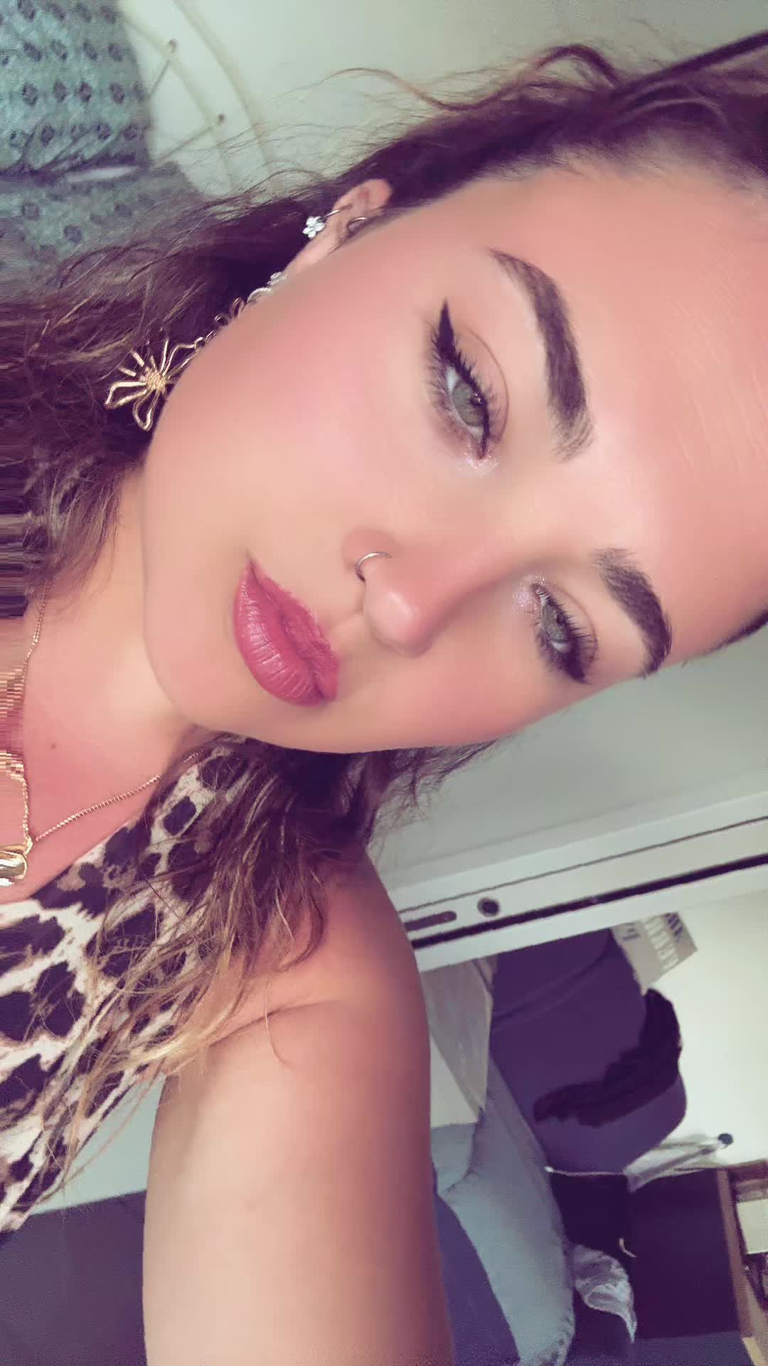 @Emi✨