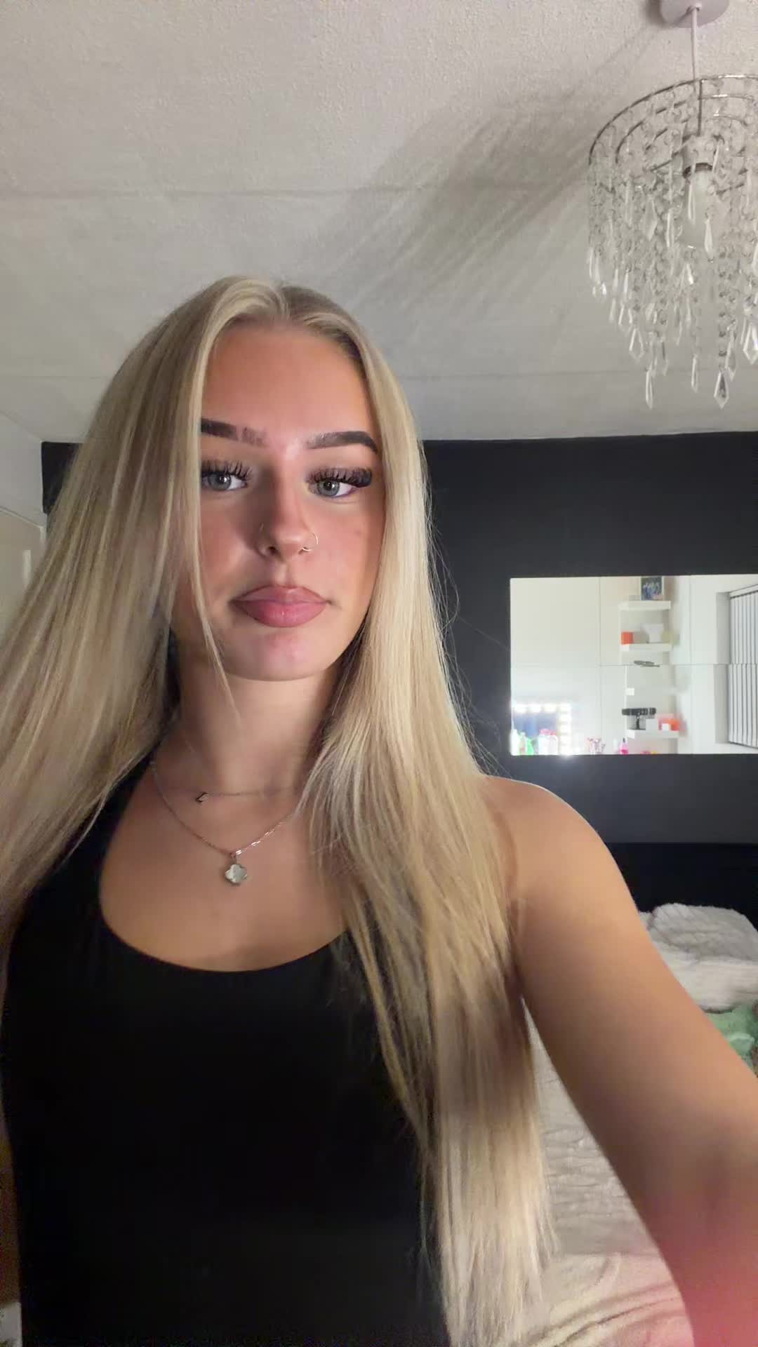 @.lilliecole
