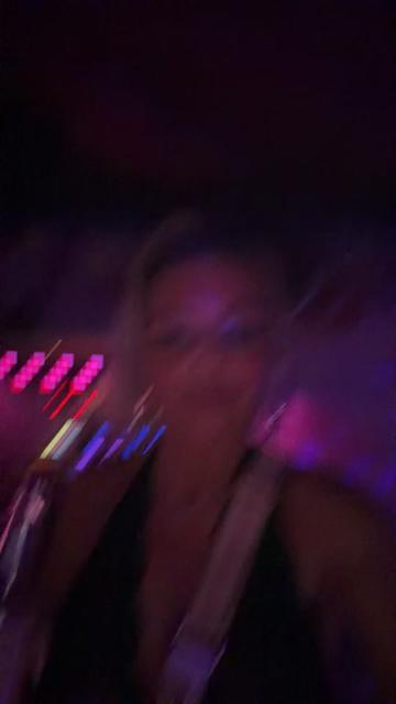 @Alexandra Eleganza