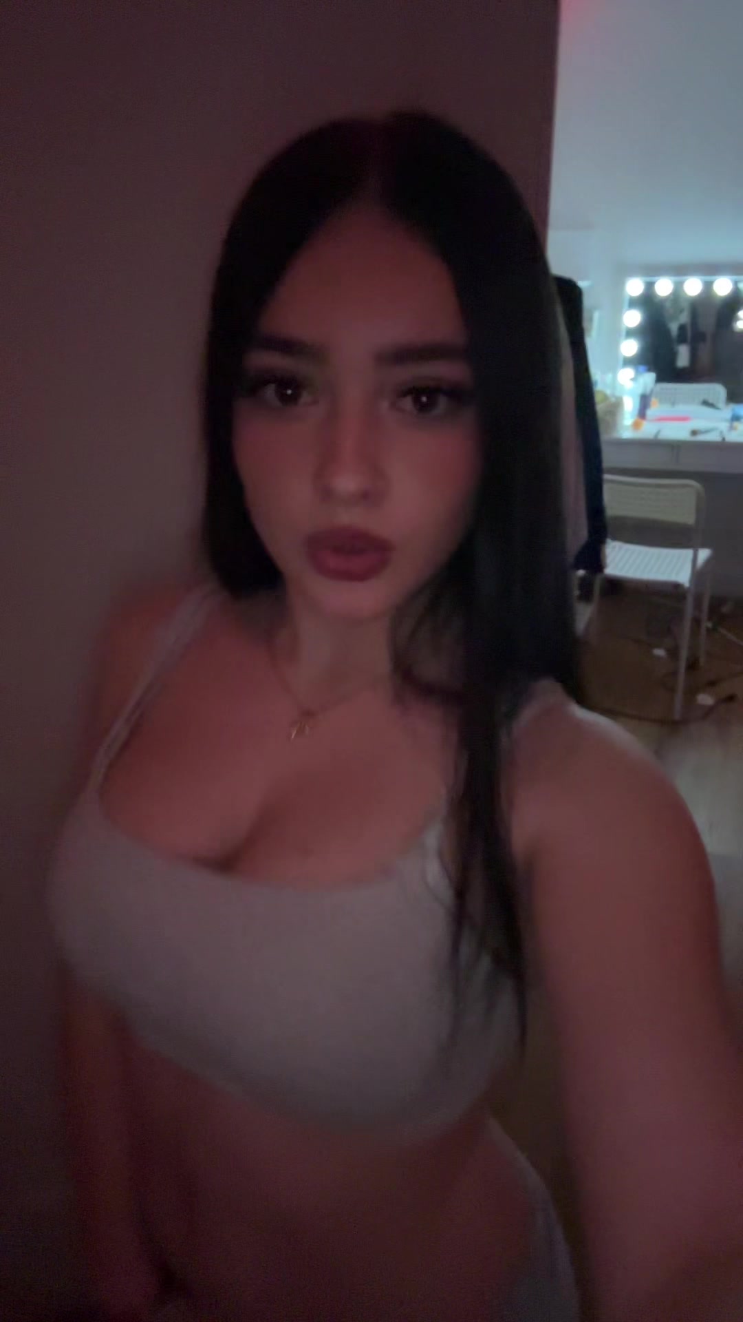 @𝐅𝐥𝐨𝐫