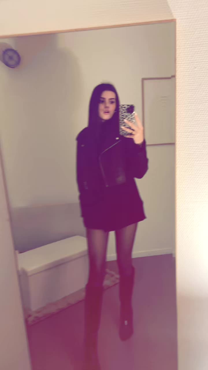 @Alii.