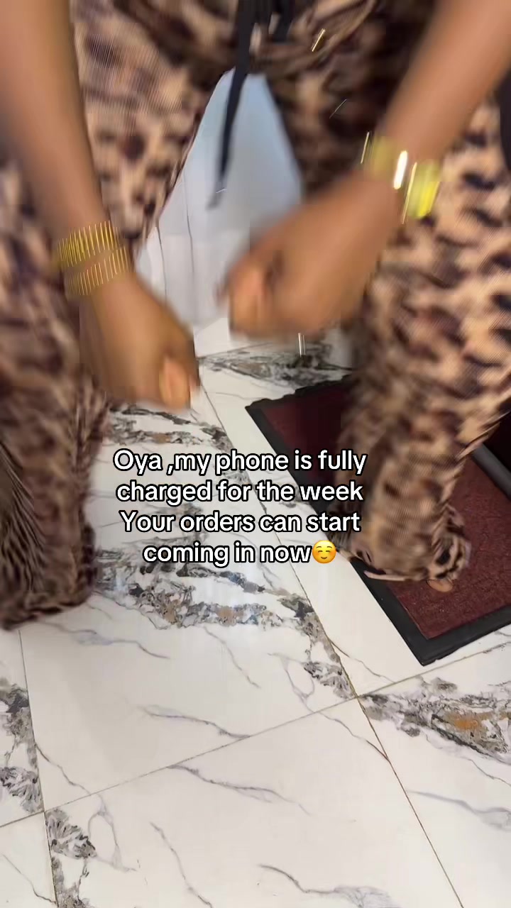 @Ayamolowostore