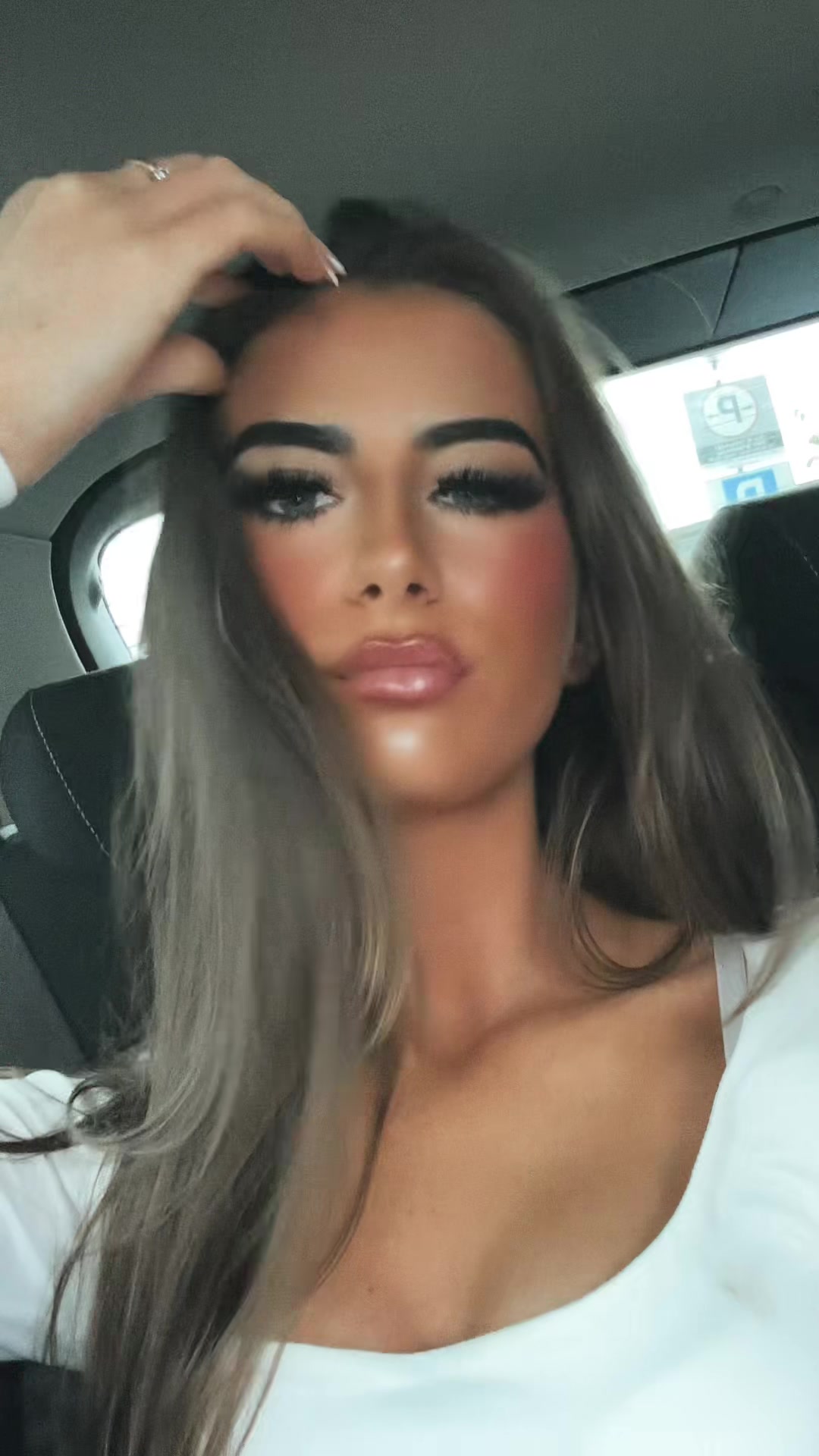 @PAULINE DELANEY