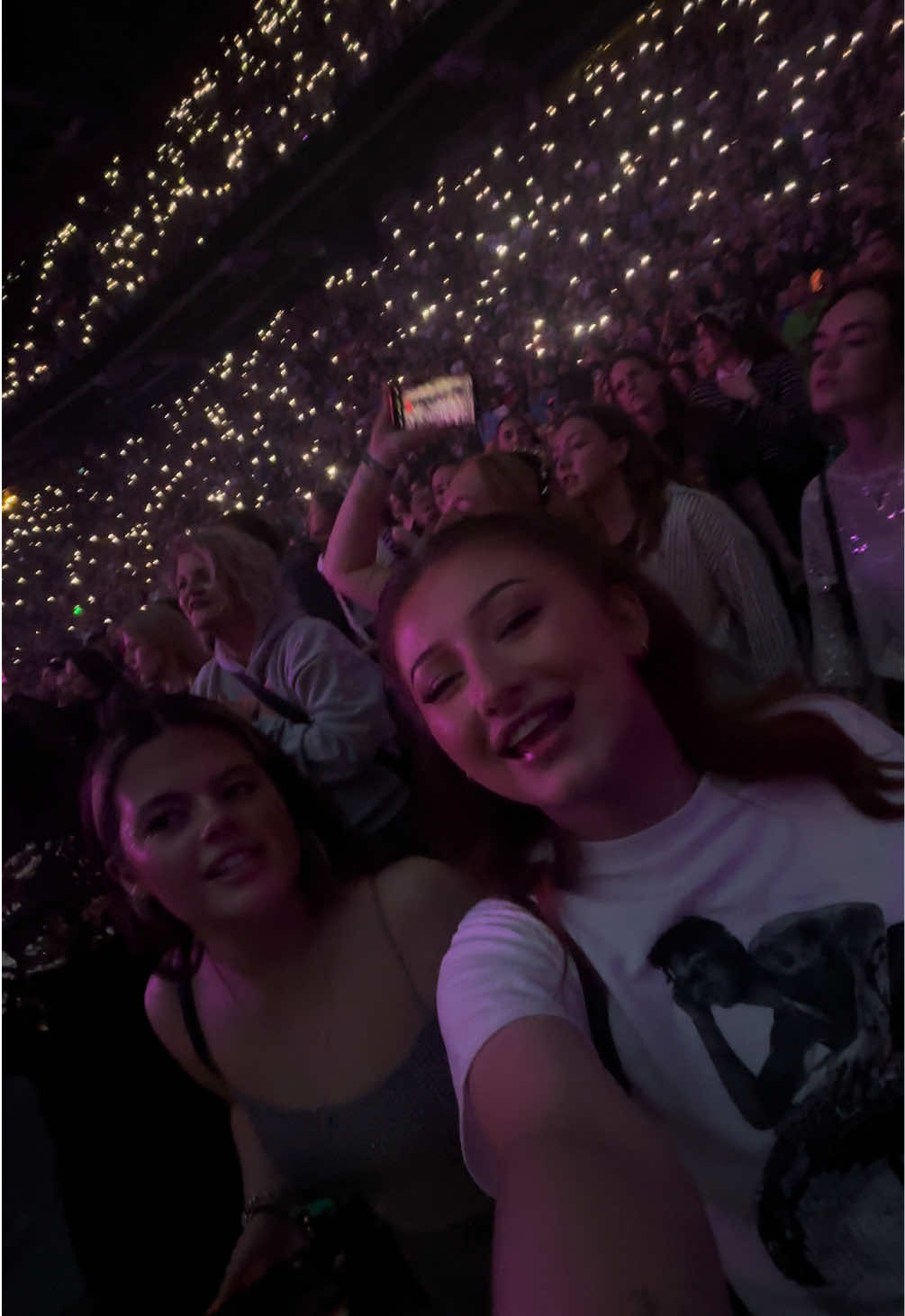 @hollyy.roberts