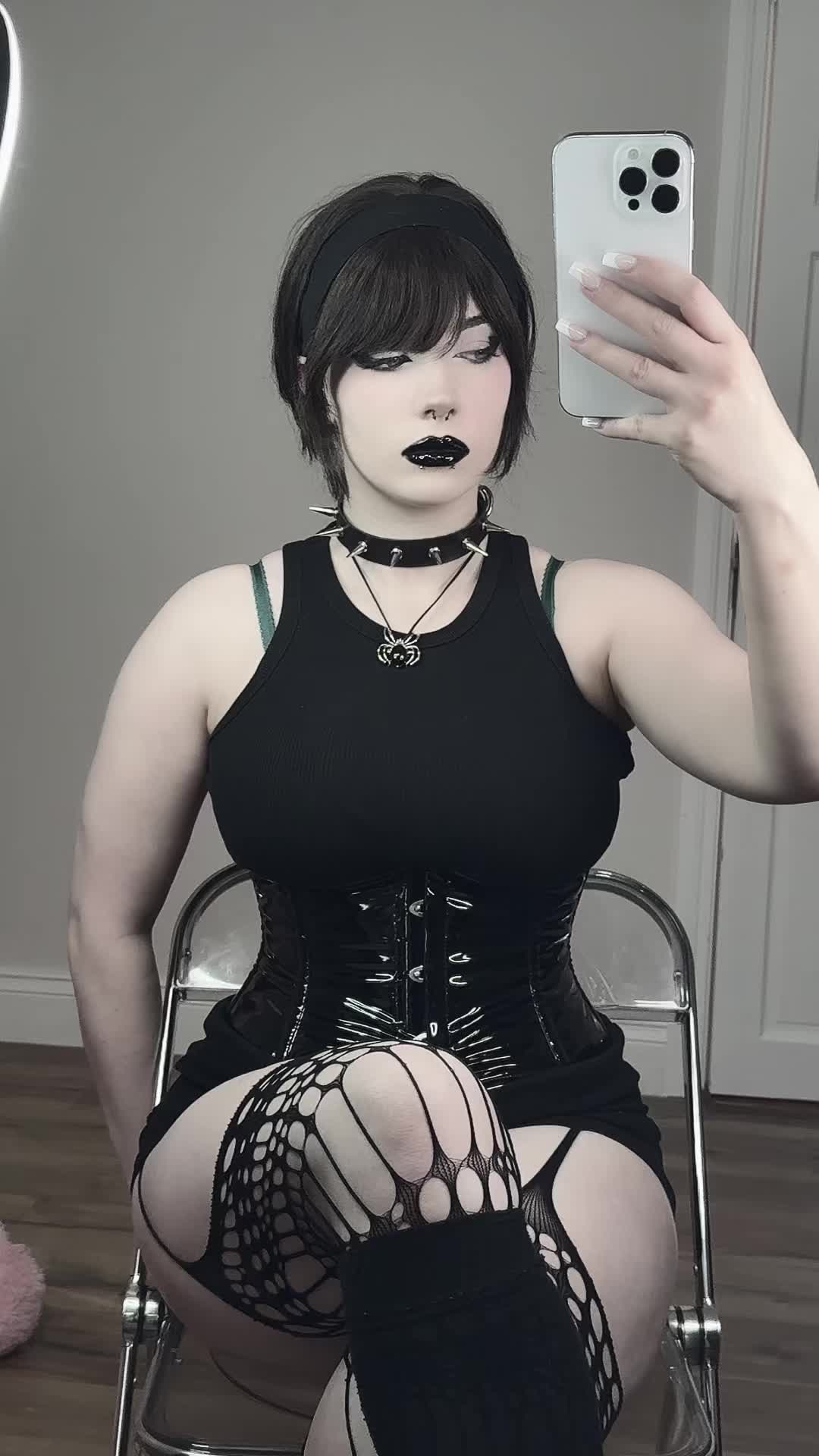 @cutiegothxo
