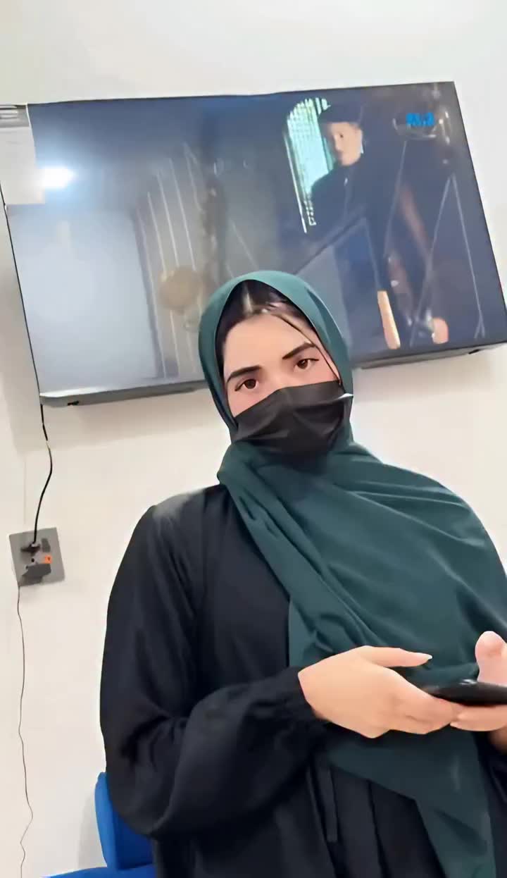 @Anaya Noor