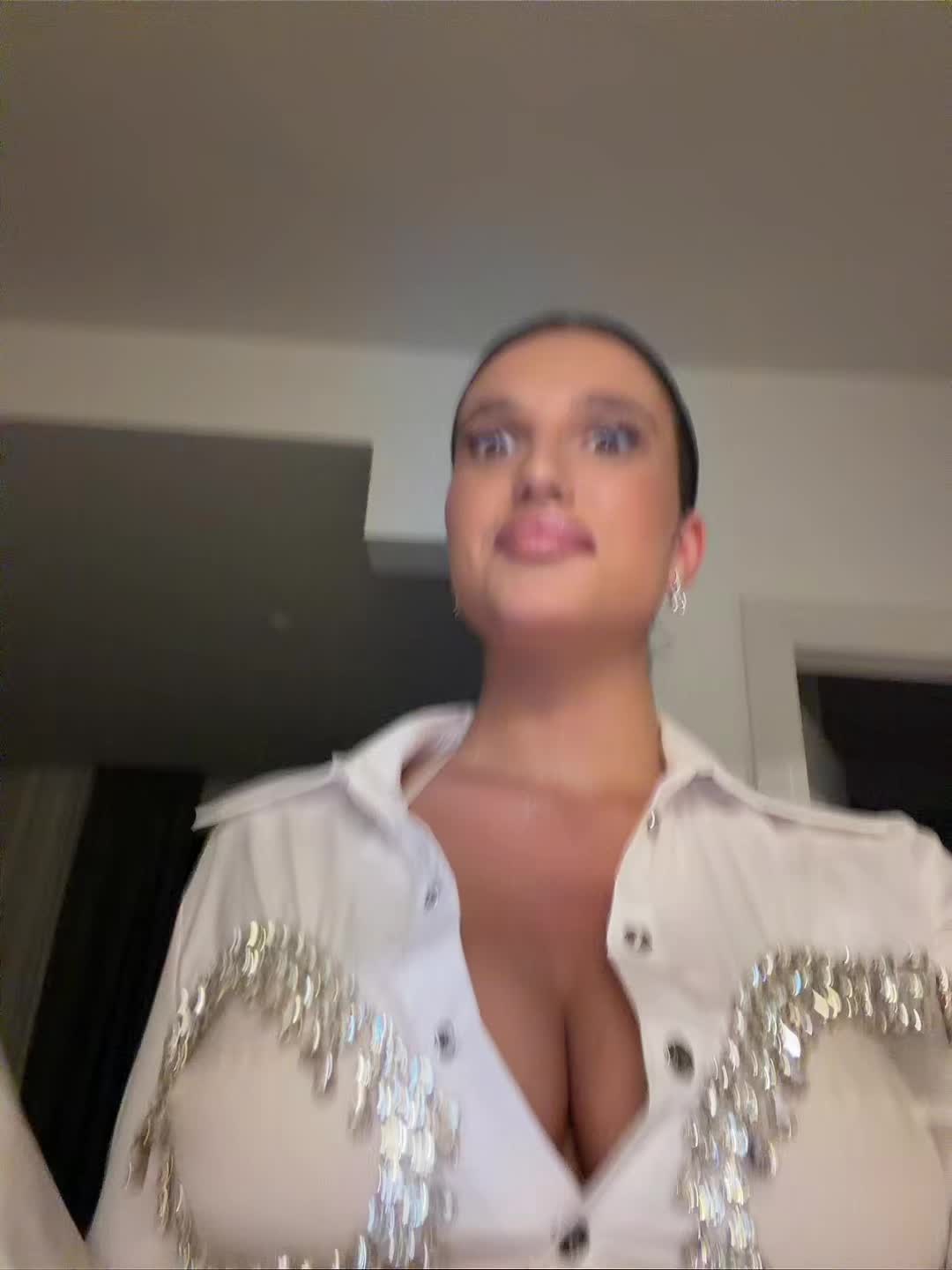 @maria.tsiaraa