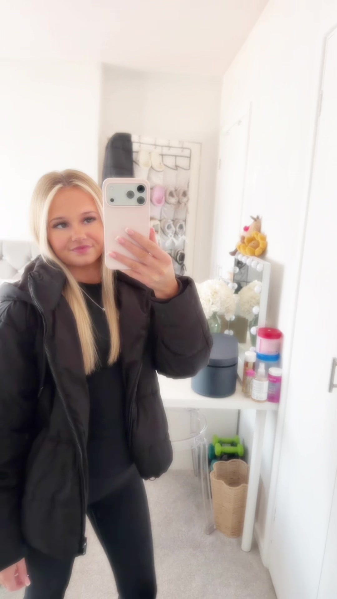 @𝐊🦢☁️🐚🥂