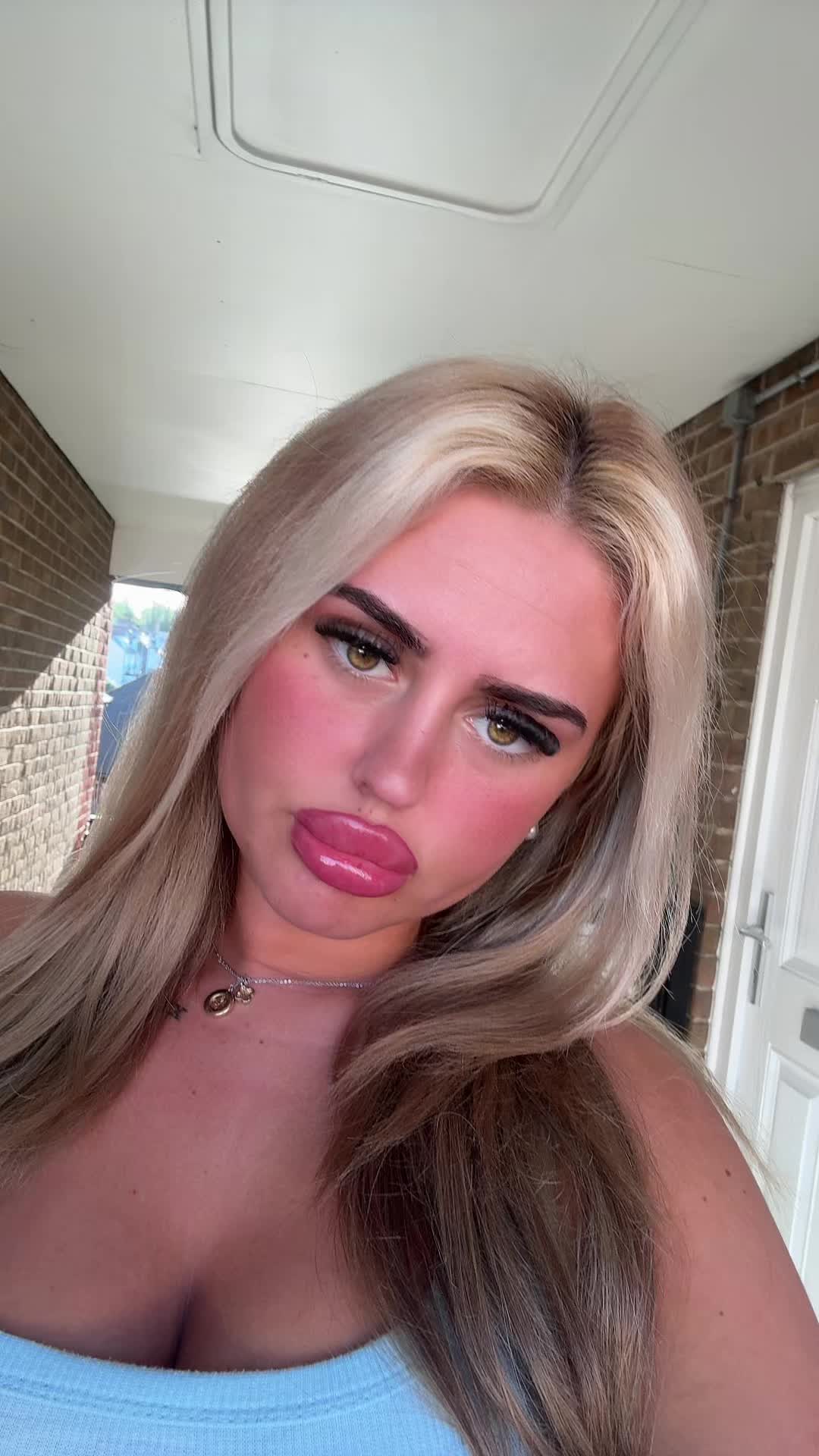 @Ella Louise hall