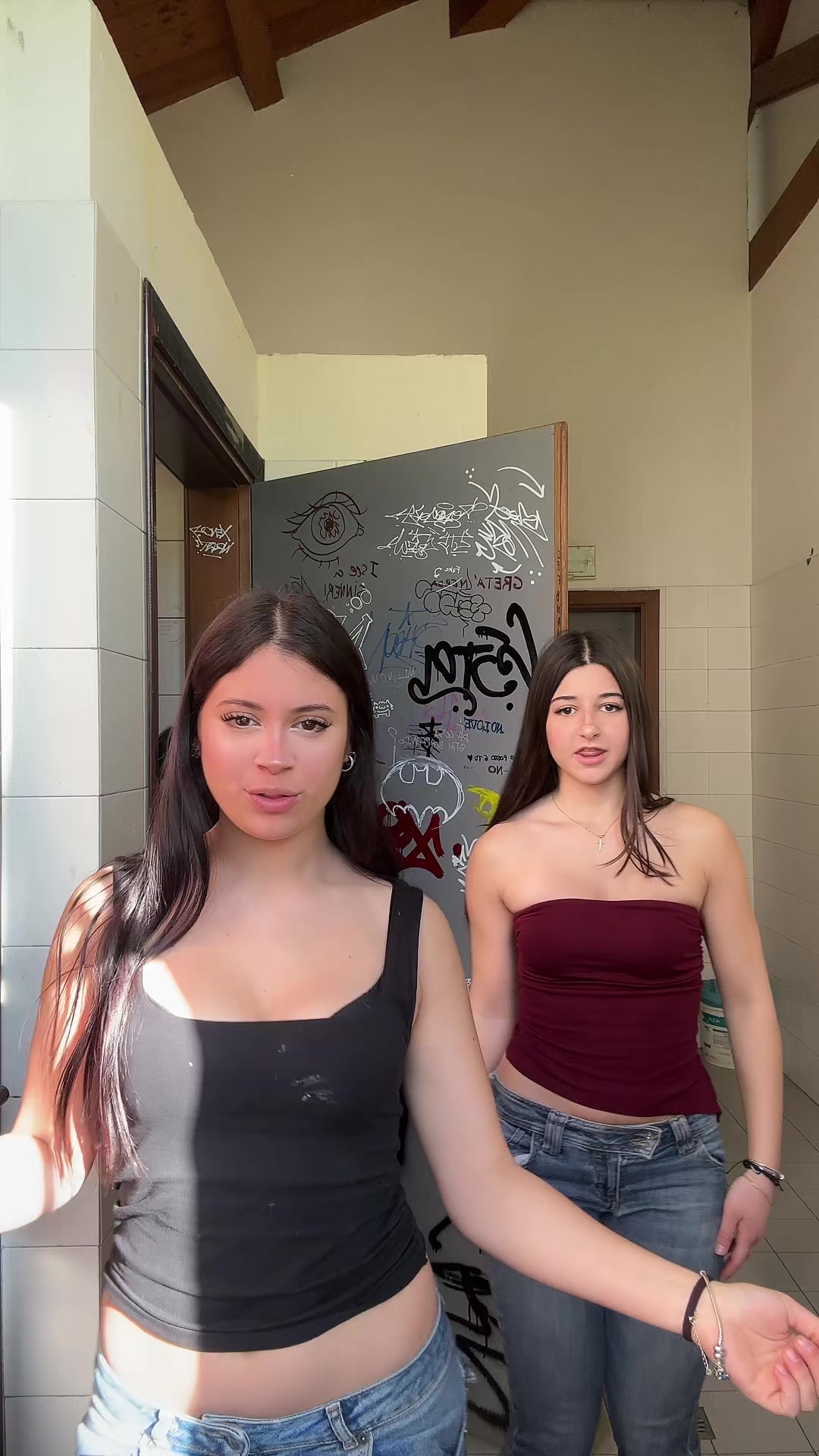 @aloiv
