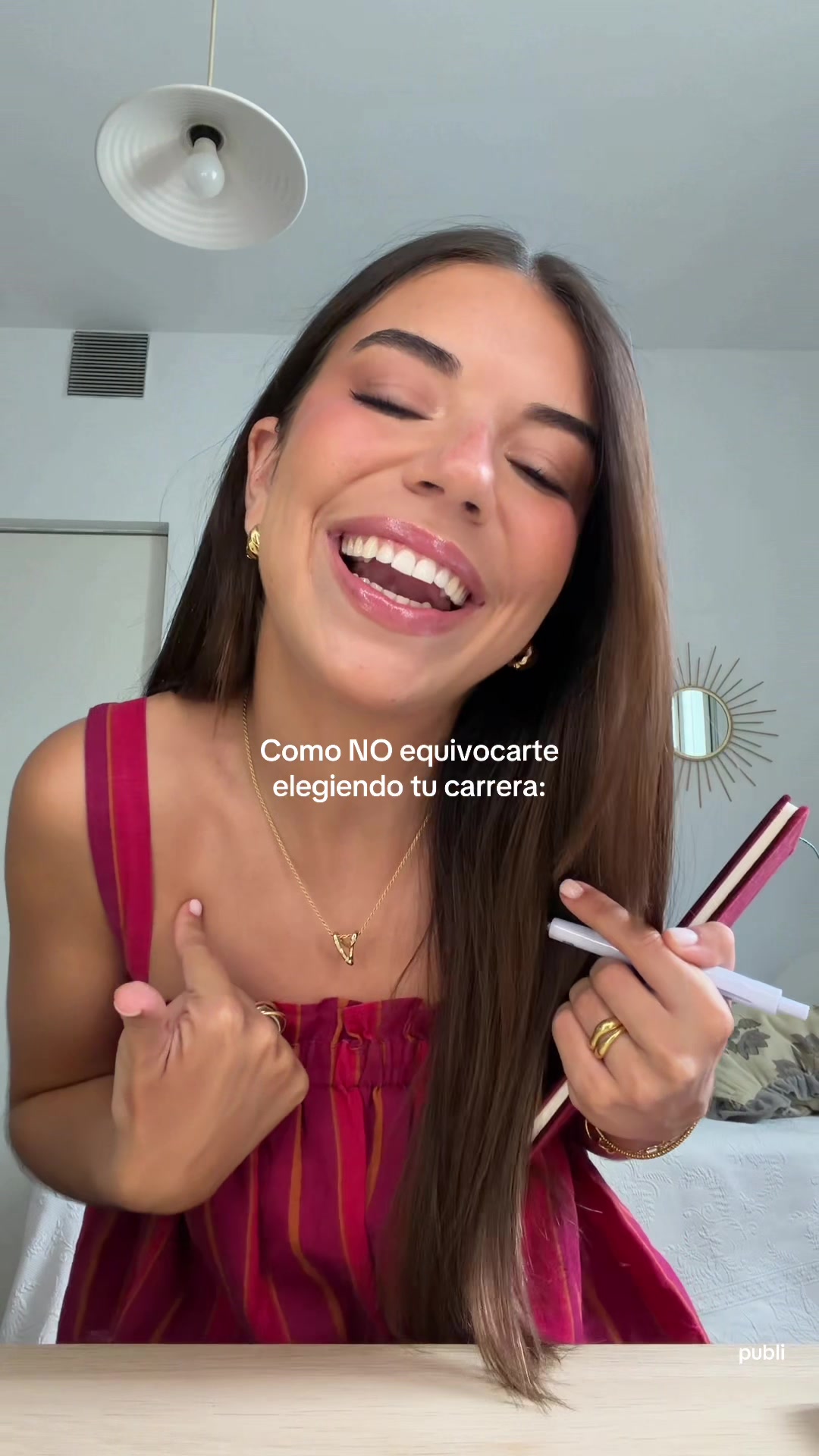 @Elena Gortari