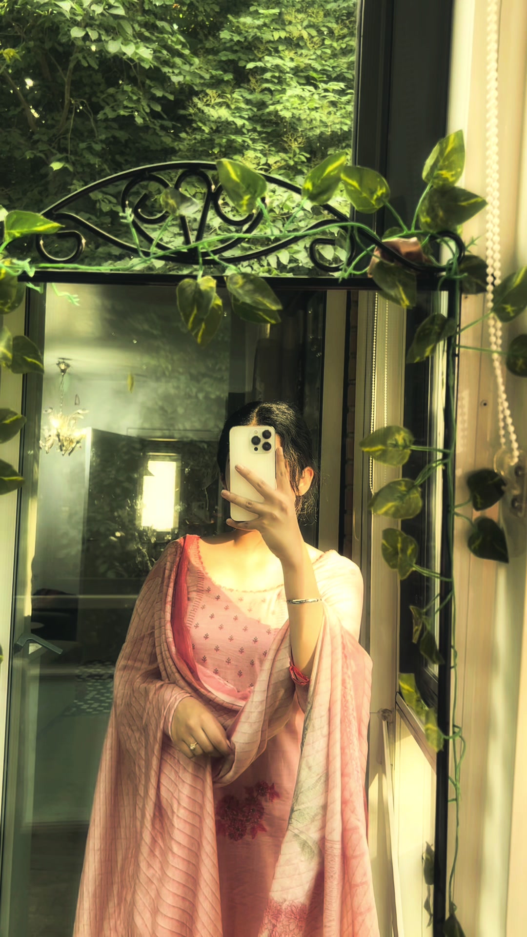 @Kaur✨