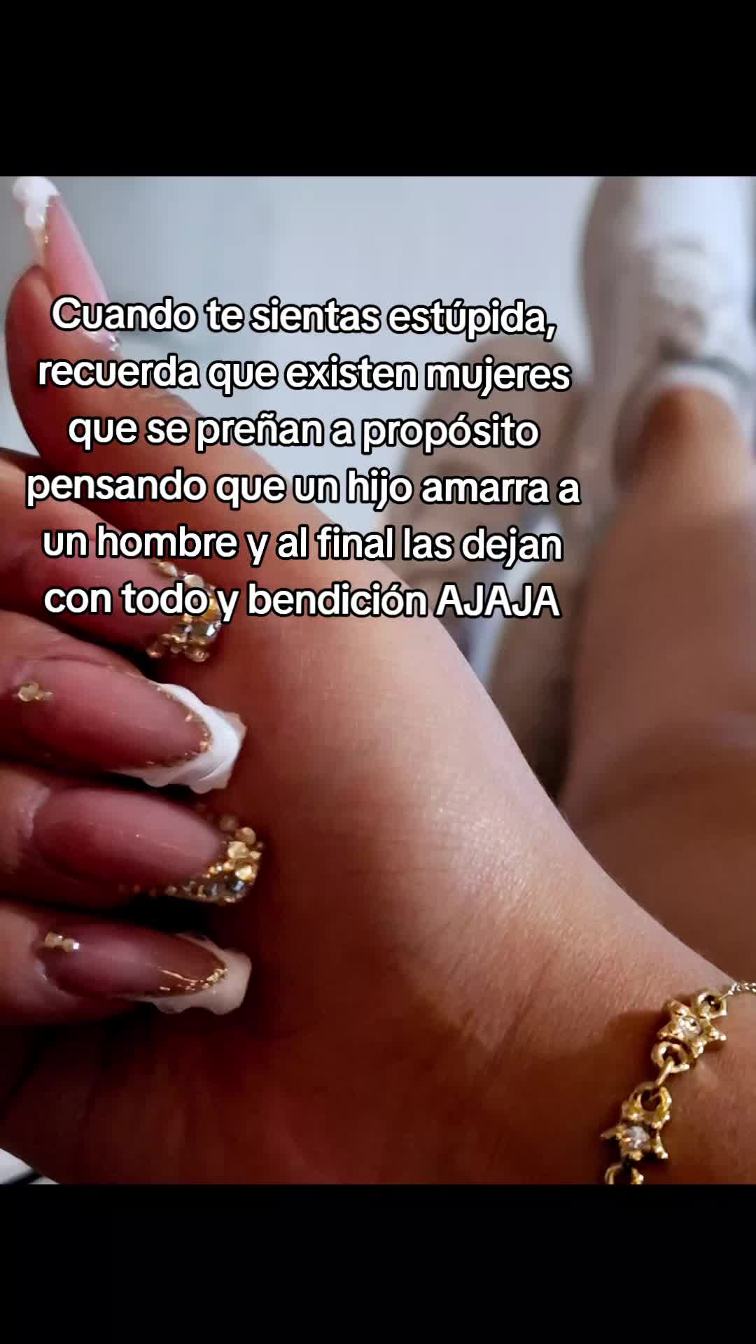 @Aislin_JL