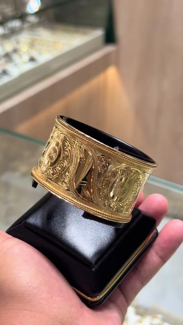 @Gold Akhawayne Tanger