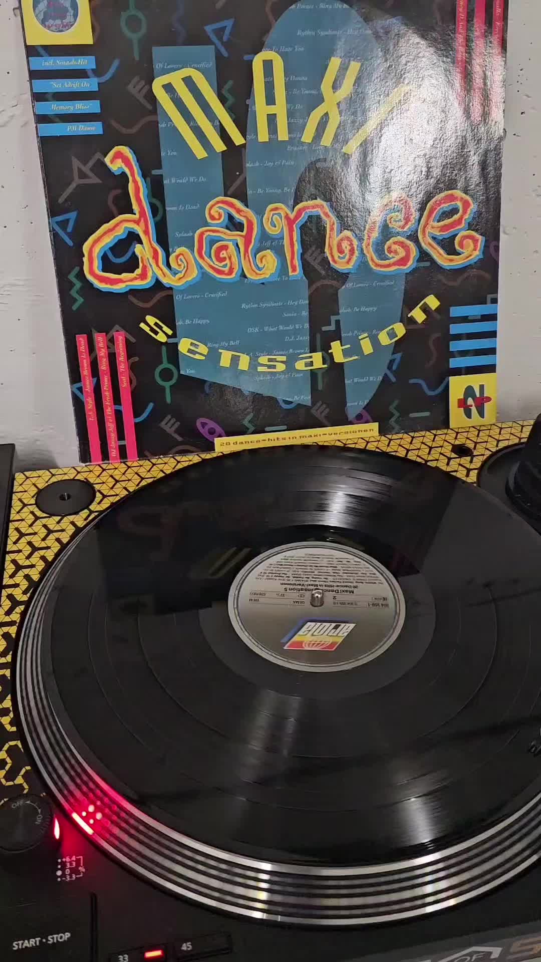@vinyl-lover