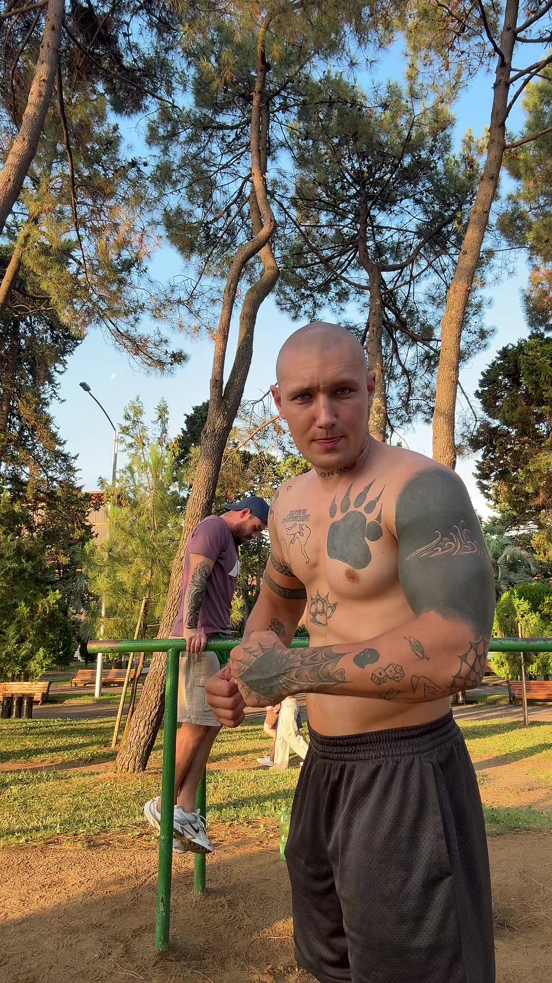 @xuliganov___