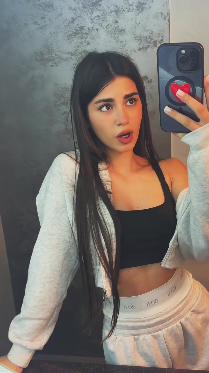 @llatviina_