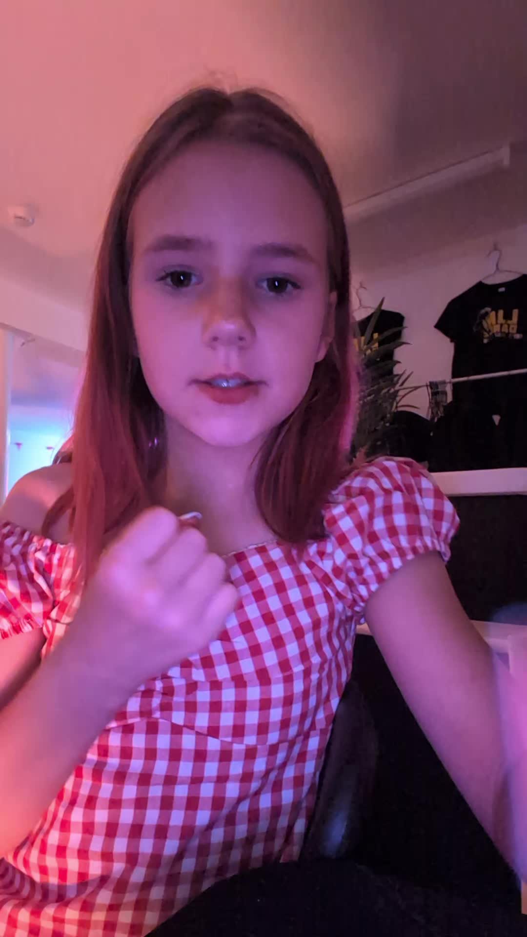 @Clair_Foster