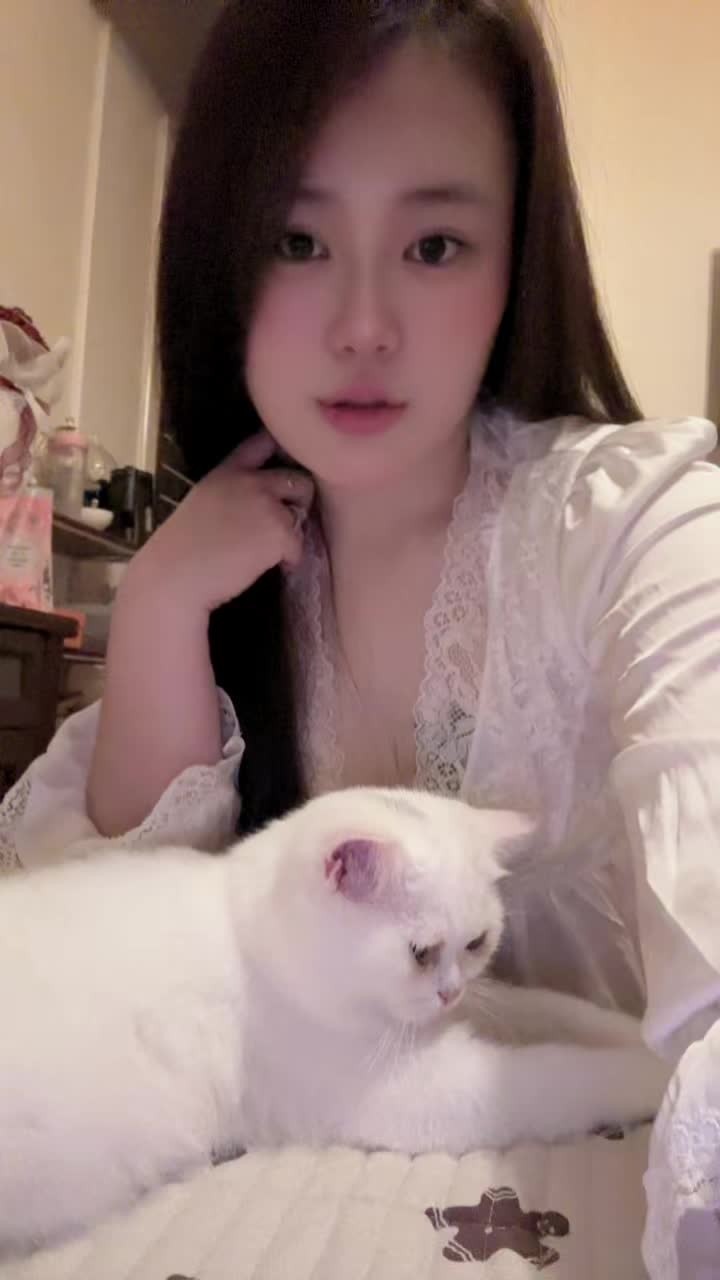 @Tôn Nhật Linh