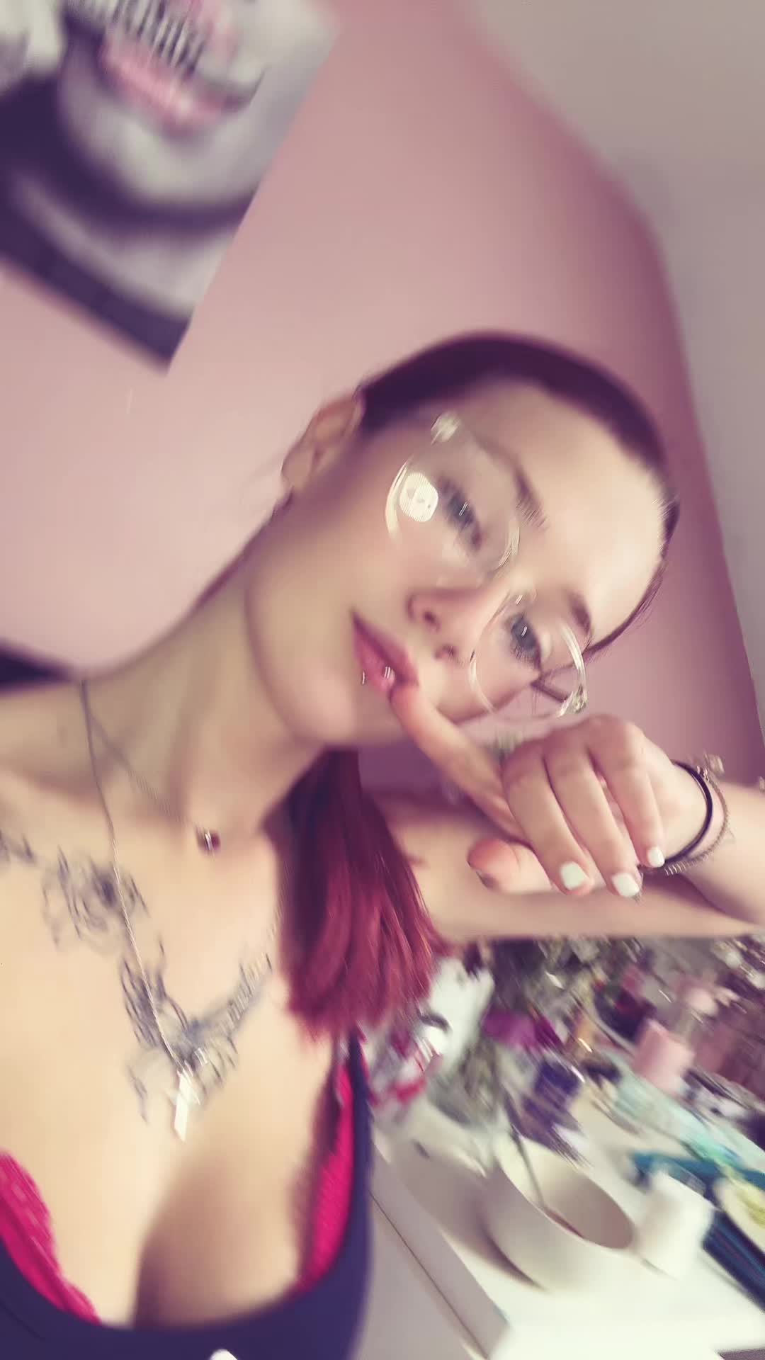@Liv