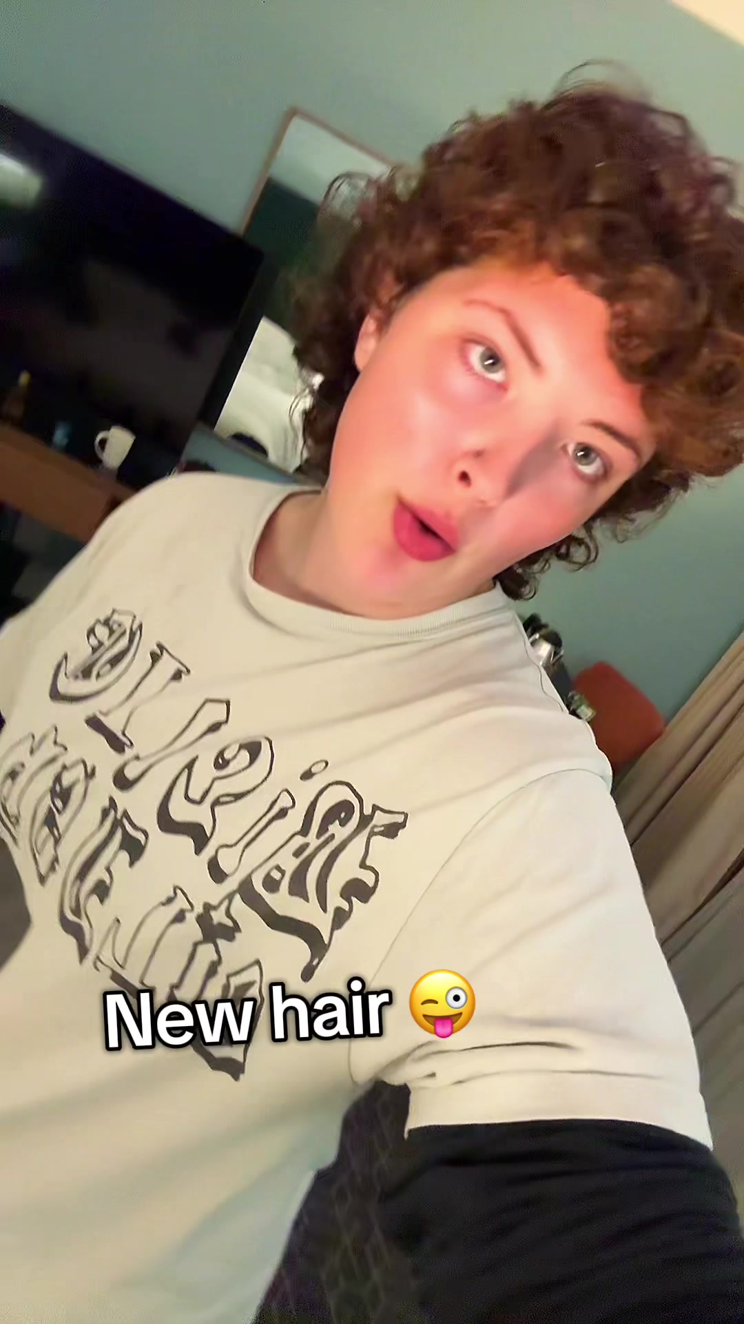 @billieful_lovexgirlinred
