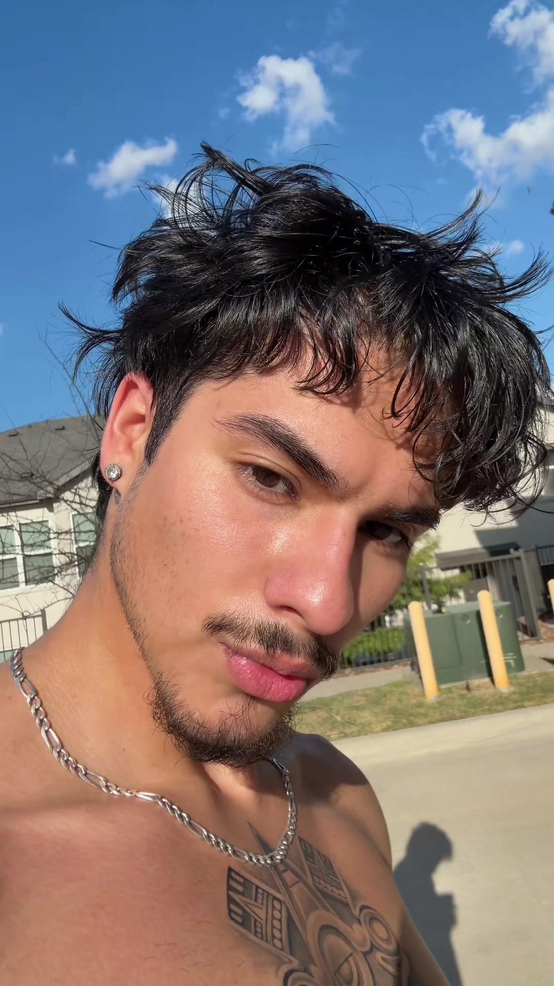 @Lui