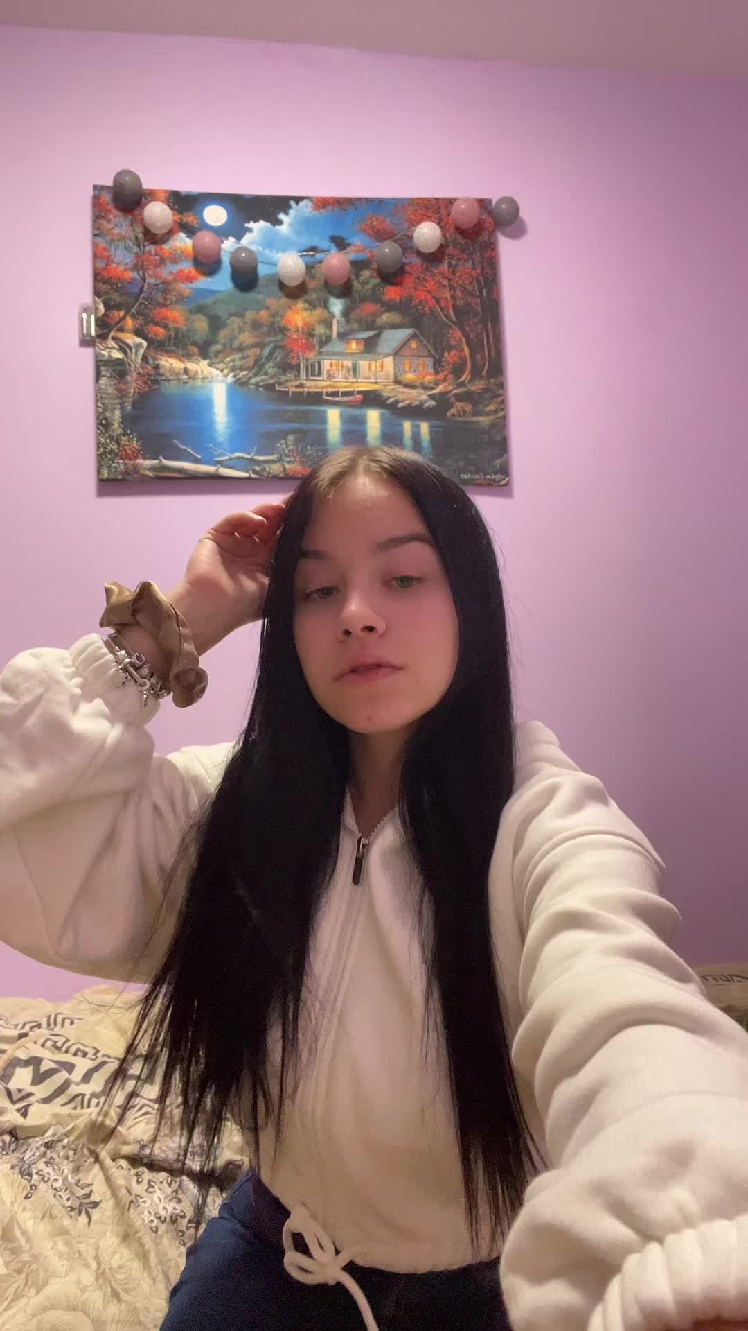 @Mimi5689