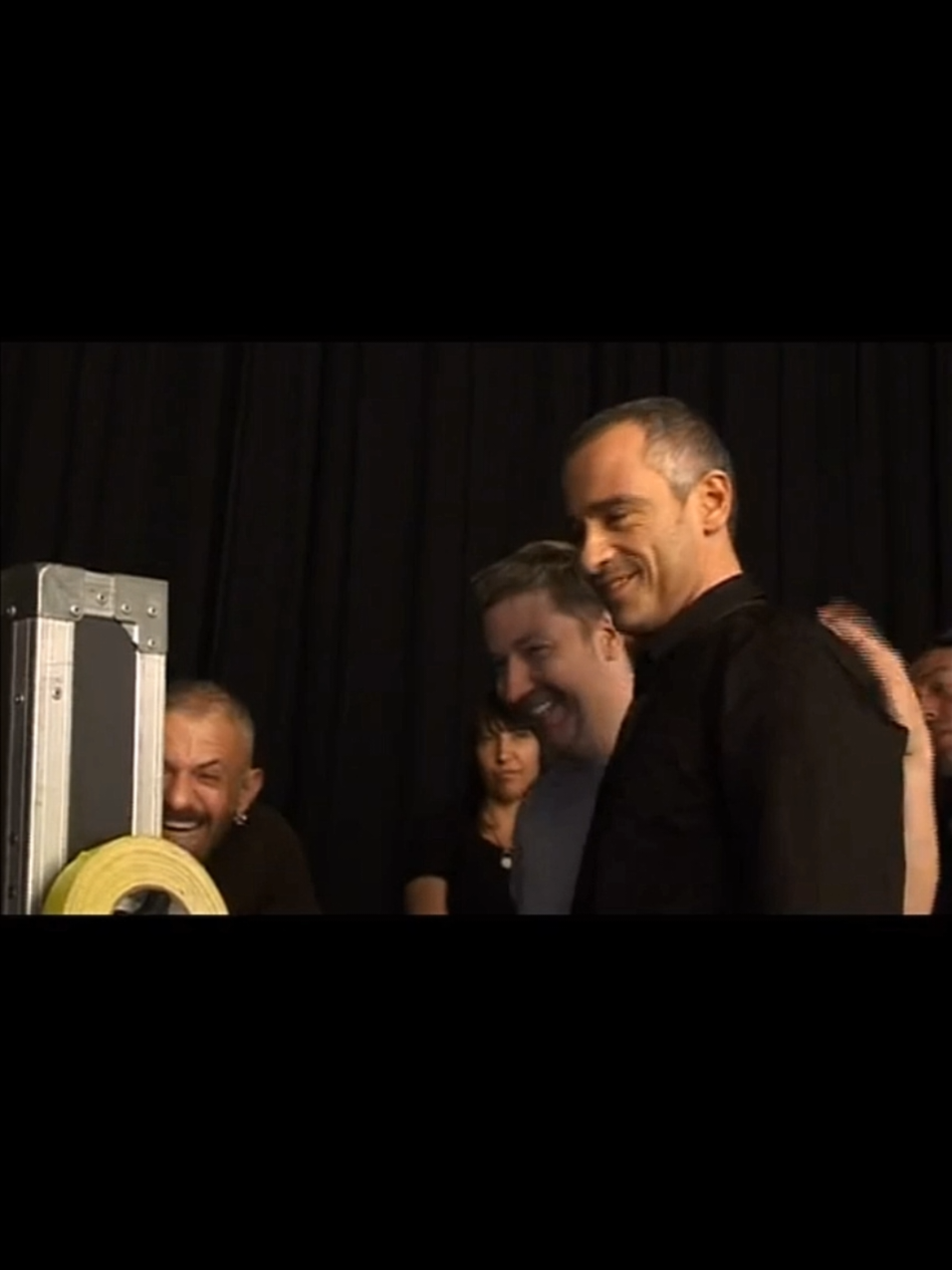 @Erosramazzotti Fan
