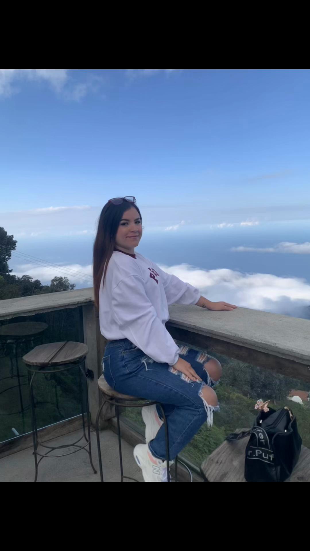 @Valen🦋