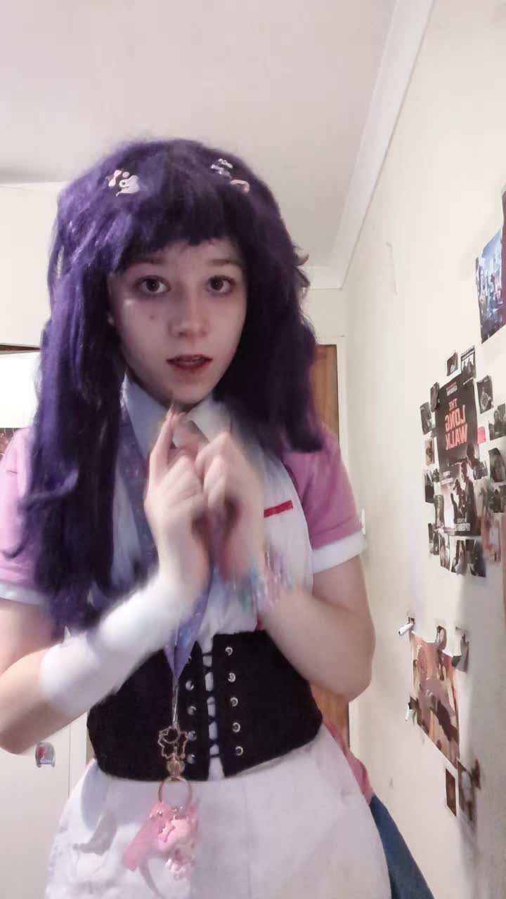 @Dazzles ᖭི༏ᖫྀ🧟🍄
