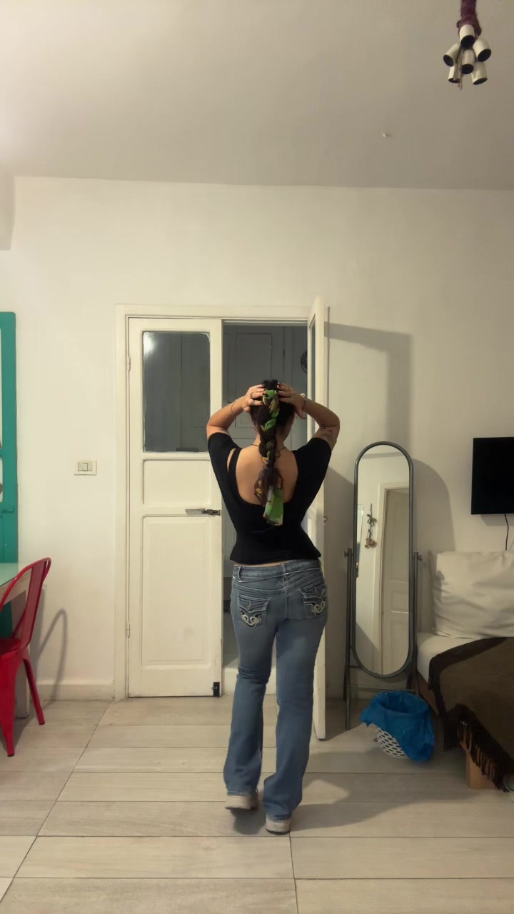 @Tessinio