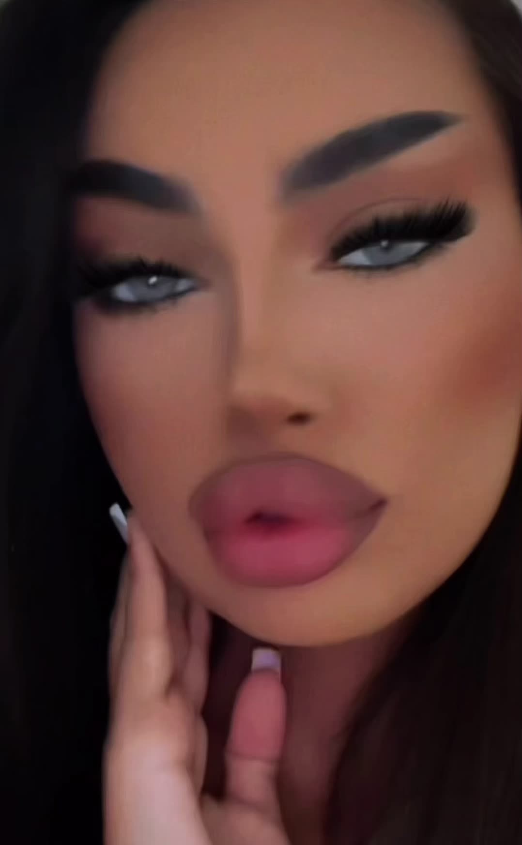 @🖤⚜️𝓓𝓮𝓷𝓲𝓲𝒛⚜️🖤